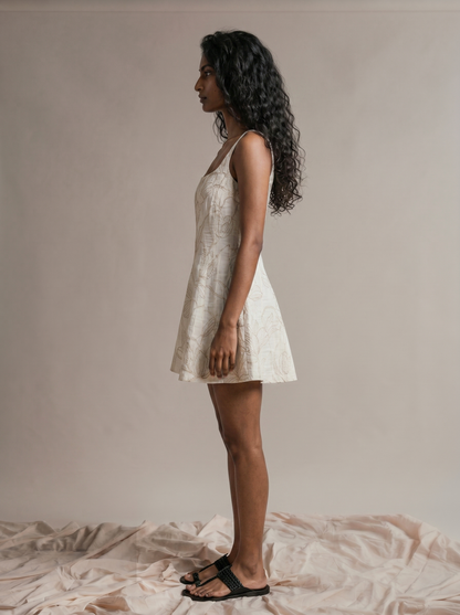 THE OUTLINE DRESS - NATURAL